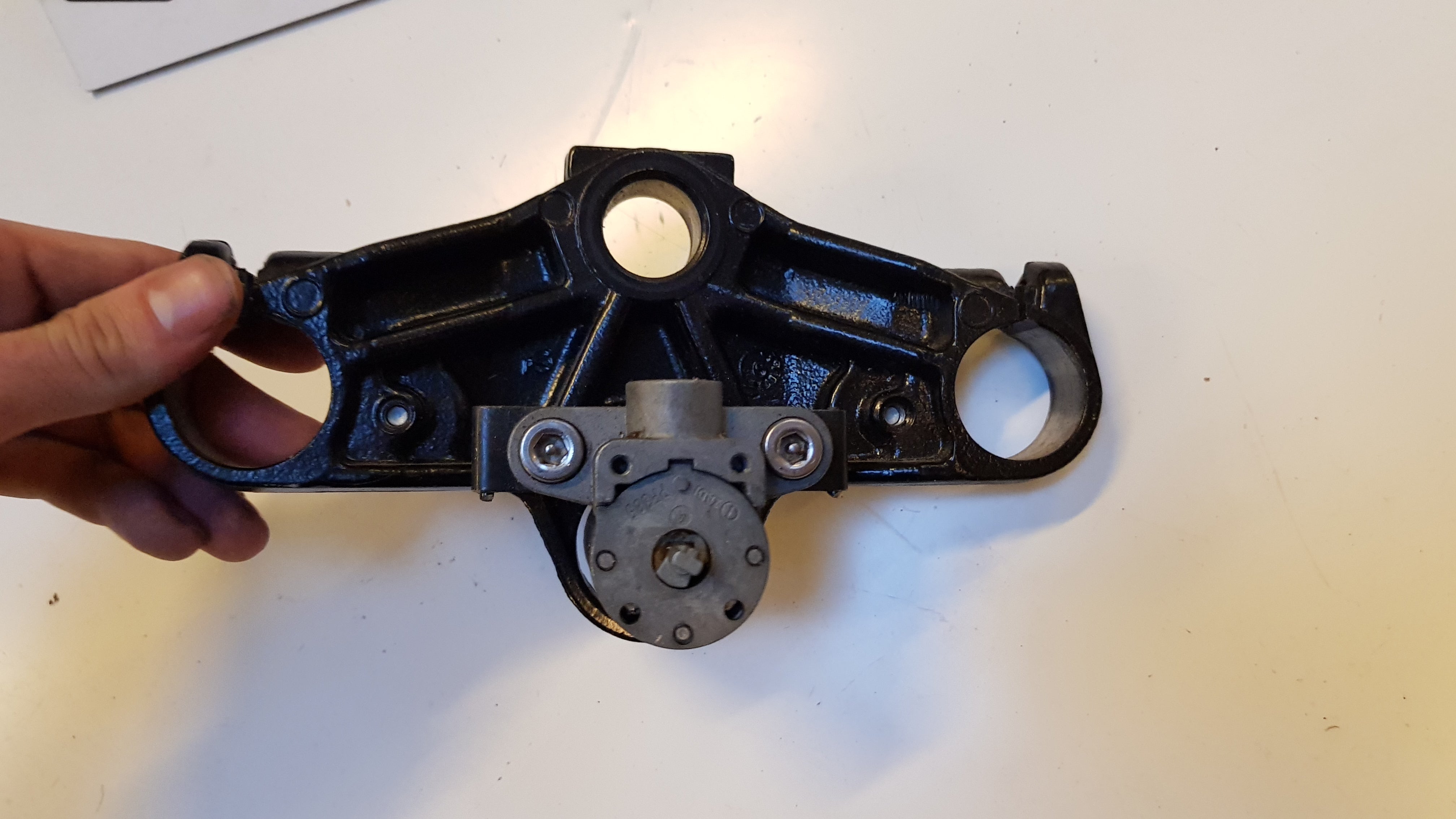 Yamaha TZR Kroonplaat