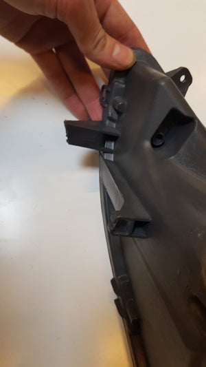 Linker Koplamp (Schade)