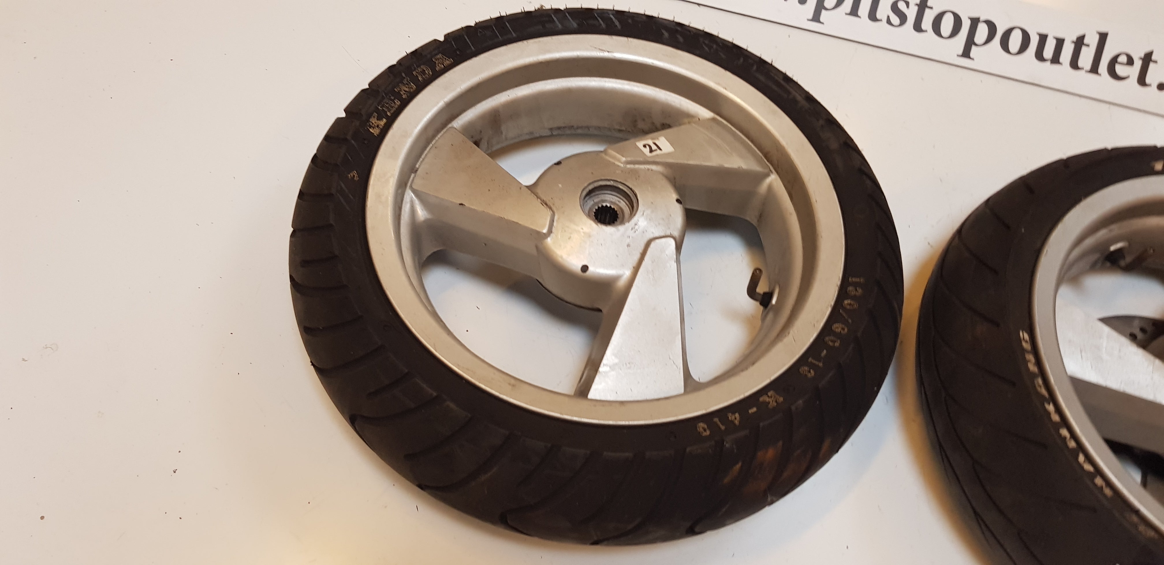 TGB BR8 Set Wielen