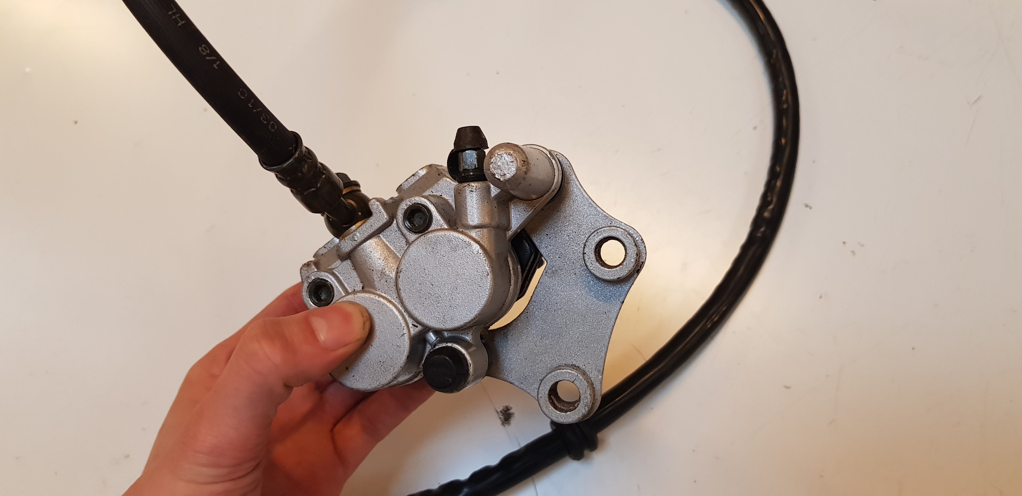 Remklauw + Kabel (Model/Merk Onbekend)