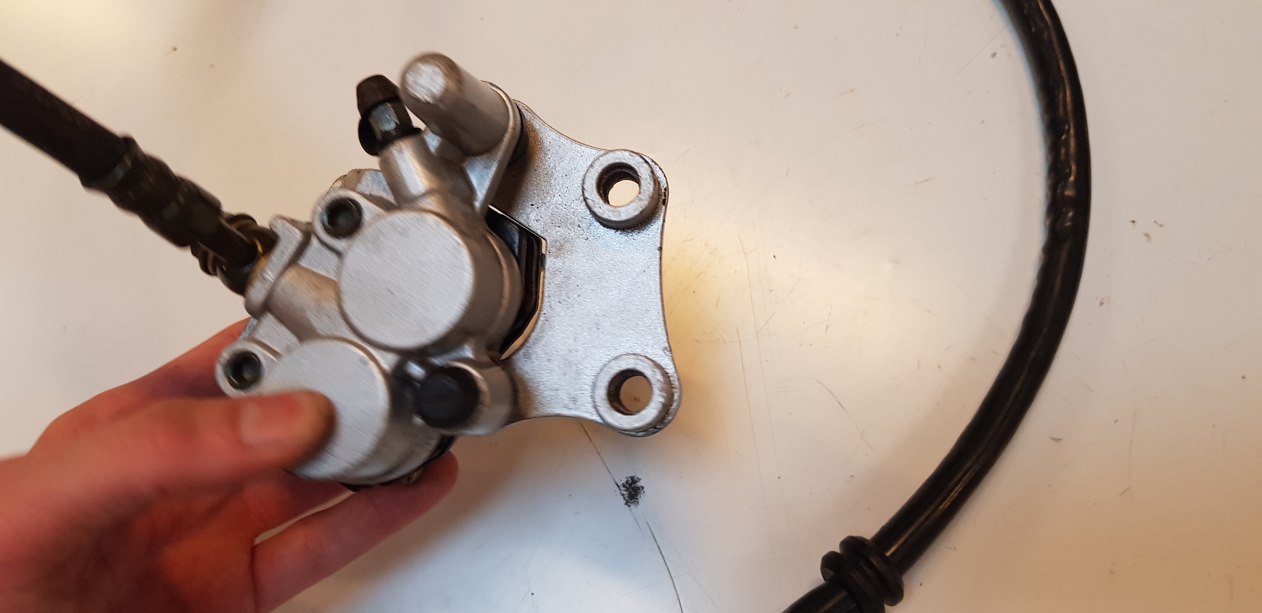 Remklauw + Kabel (Model/Merk Onbekend)