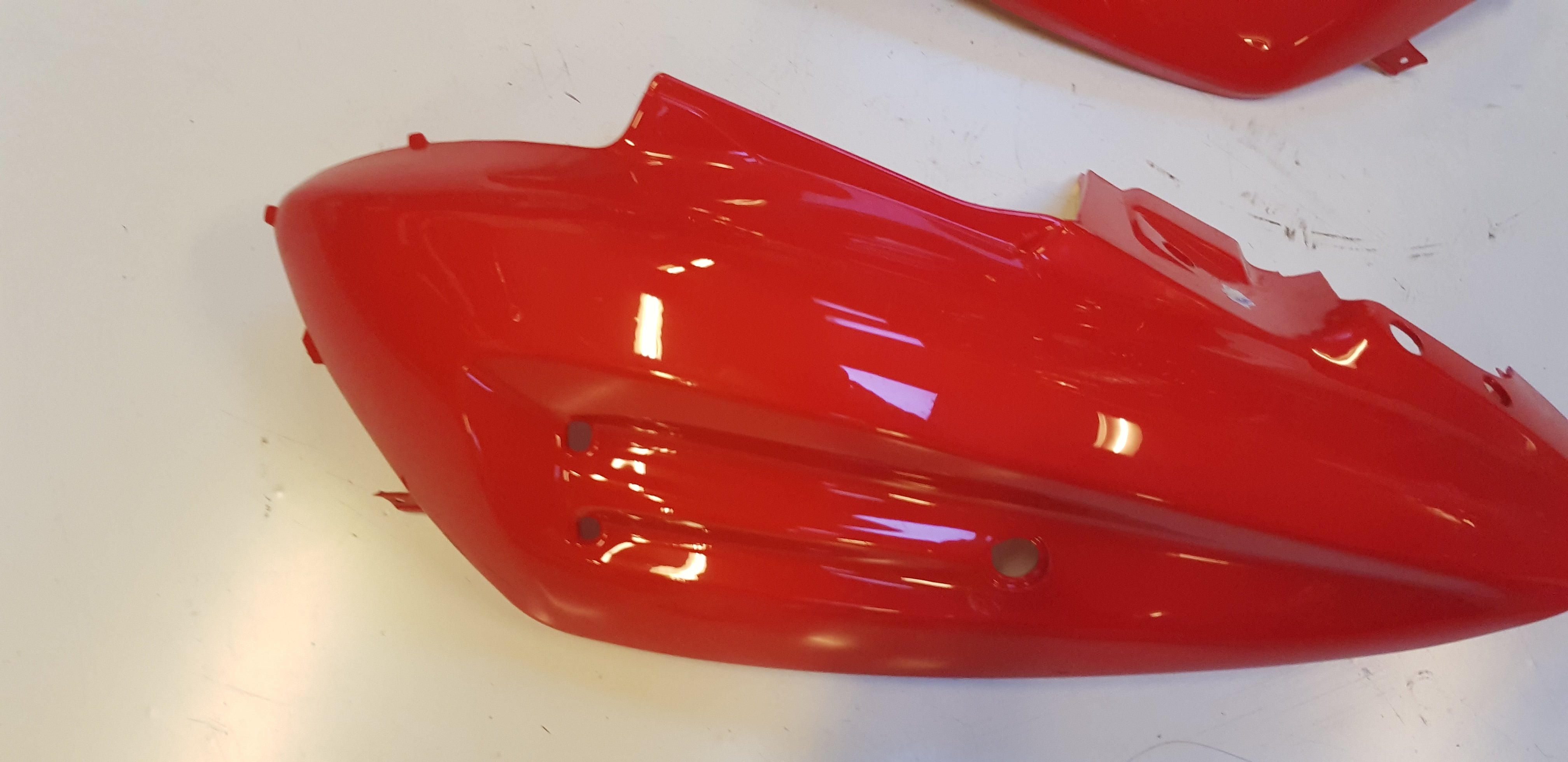 Zijkappen (Rood)
