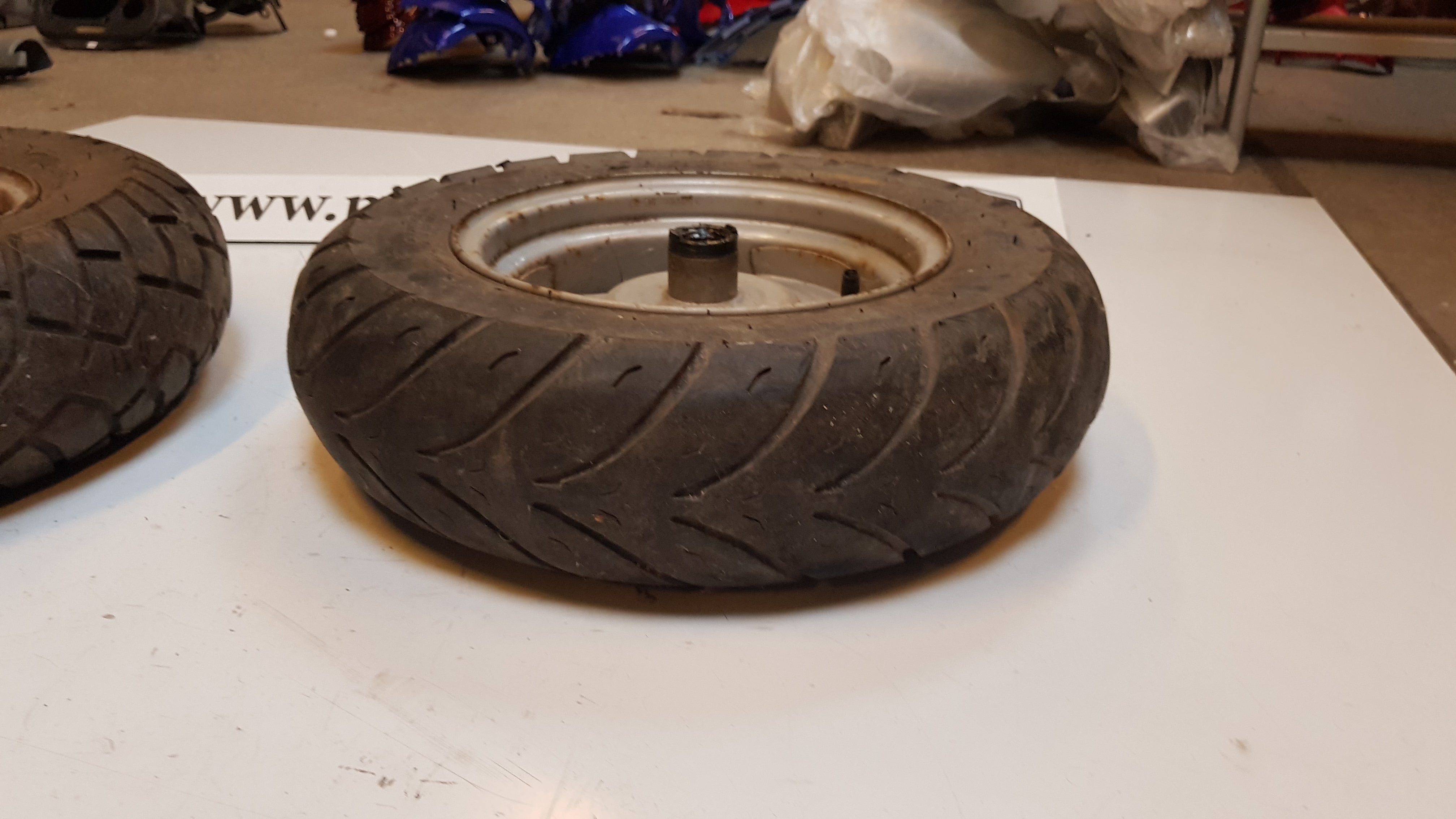 Wielen Her Chee Adly Jet 50 / AT 50 PT