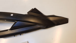 Benelli 49X Zijkap (Zwart)