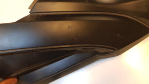 Benelli 49X Zijkap (Zwart)