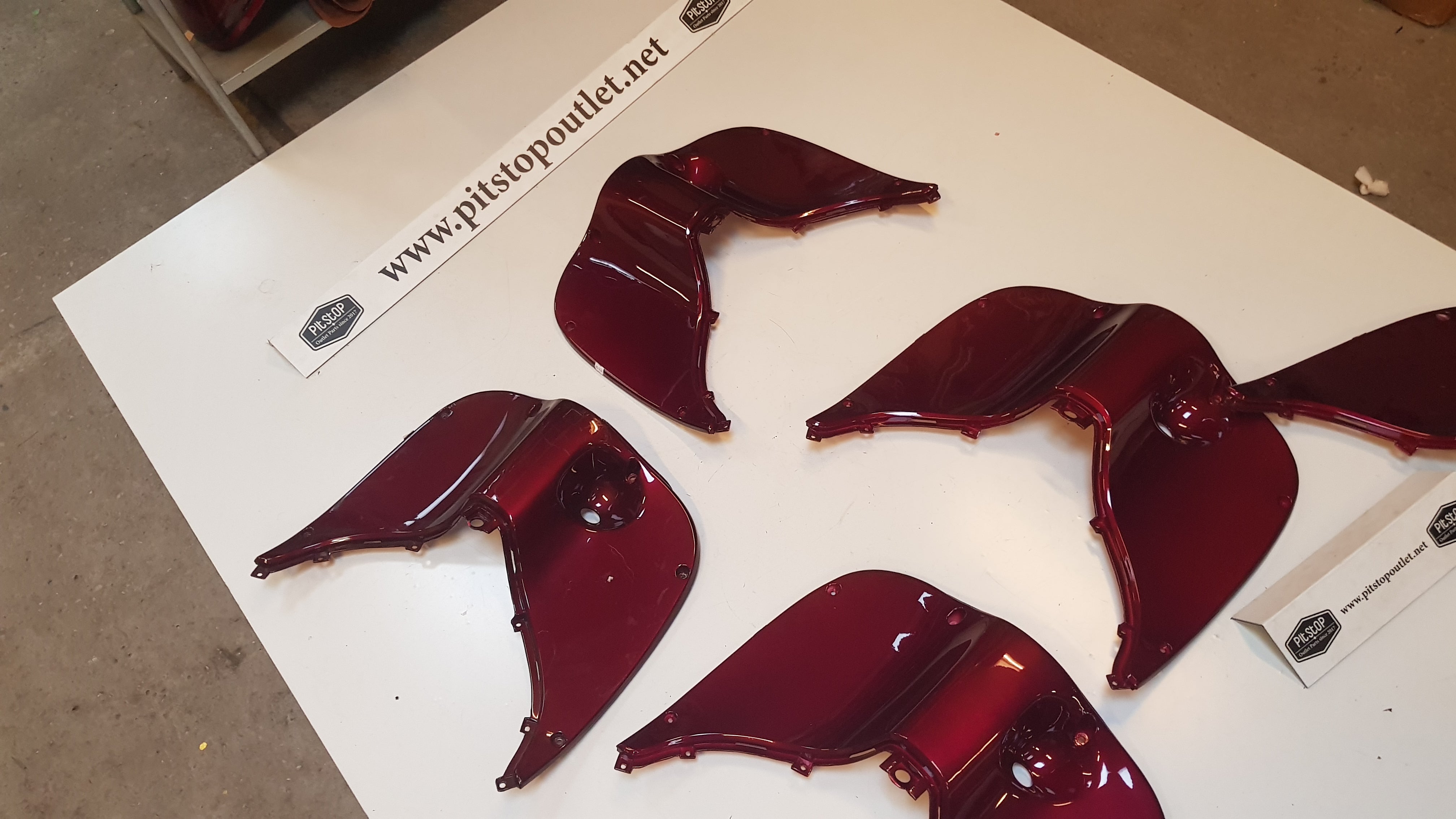 Beenschild (Bordeaux Rood)