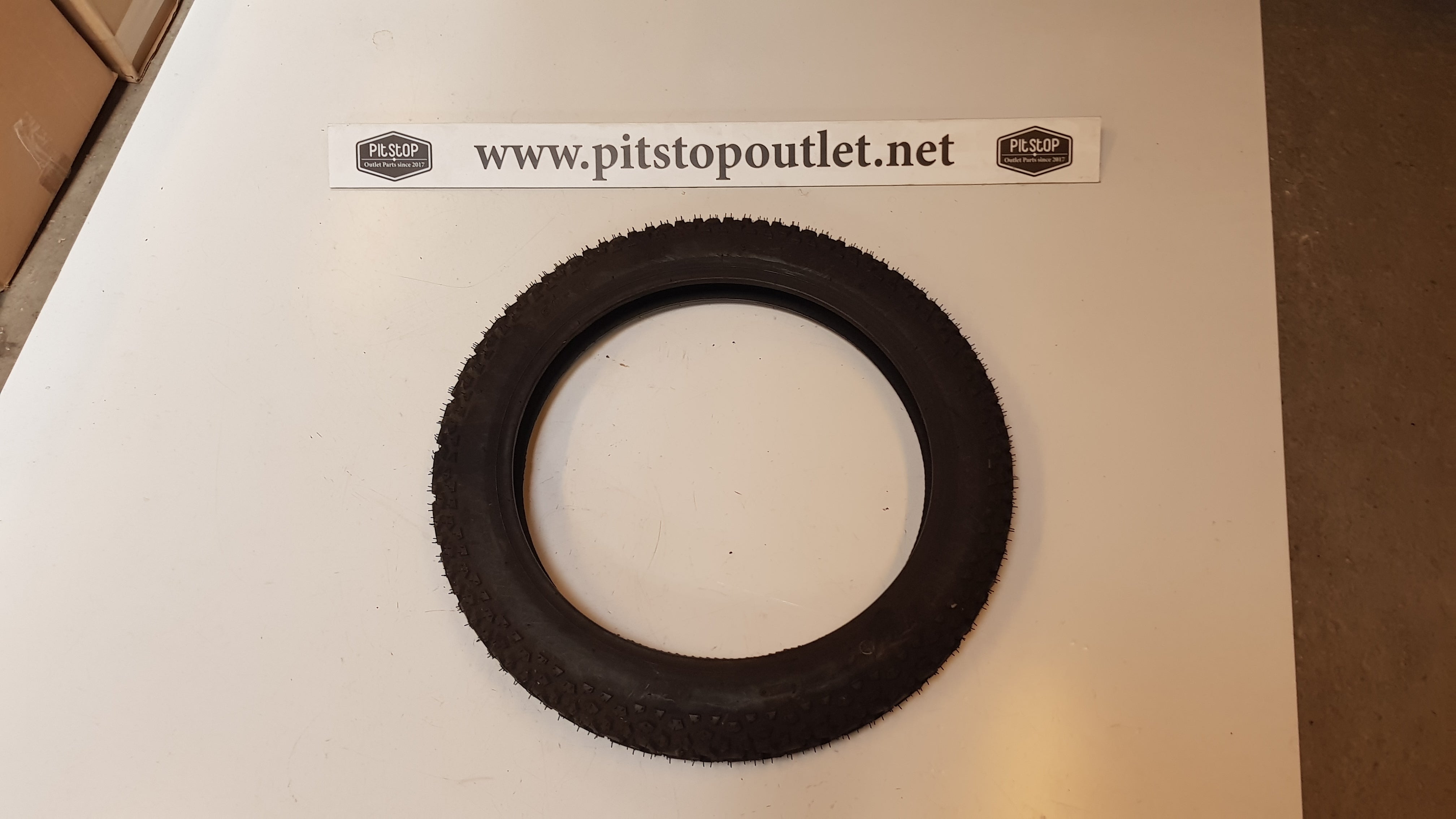 Band (3.50-18)