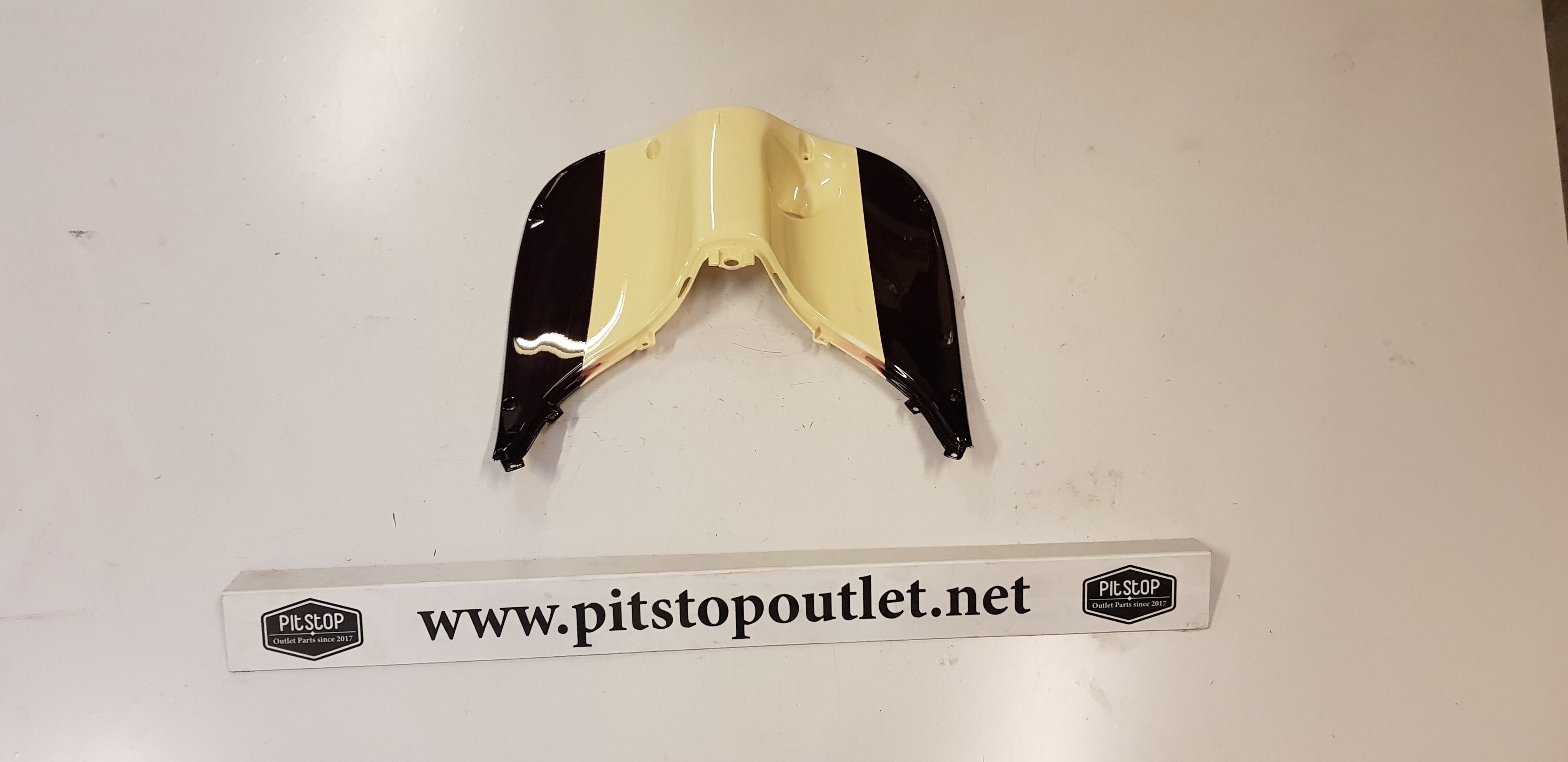 Beenschild (Aubergine+Creme)