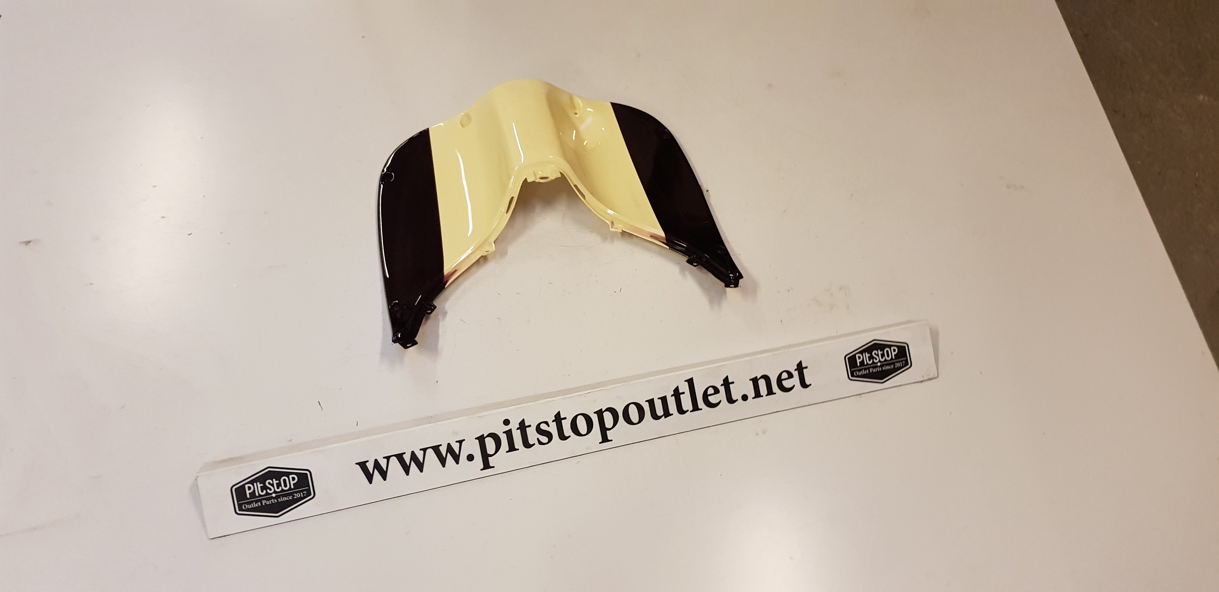 Beenschild (Aubergine+Creme)