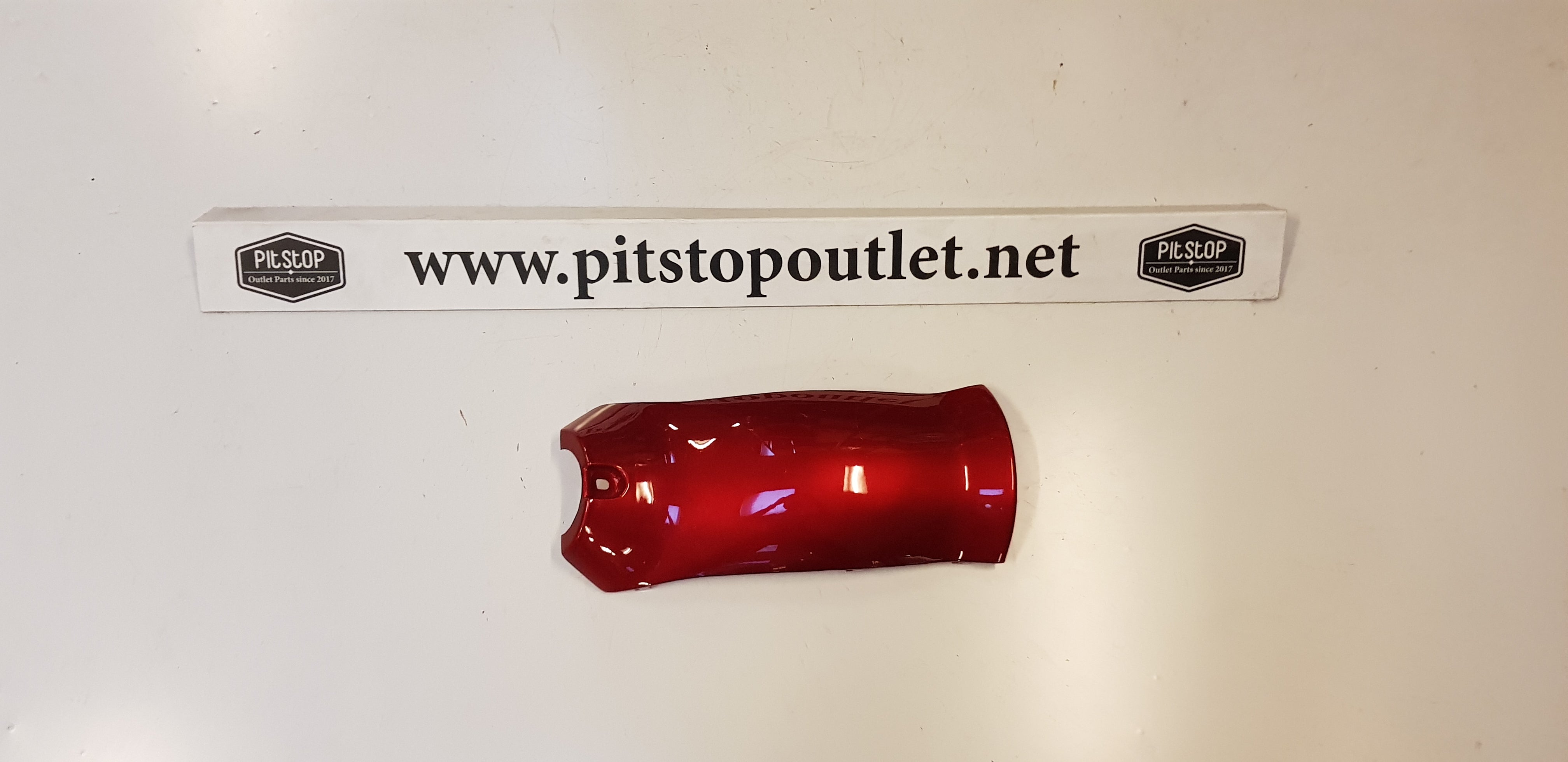 ACTIE Achterstuk Voorspatbord (Metallic Rood)