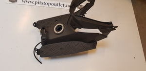 Benzinetank + Voetkap (Zwart)