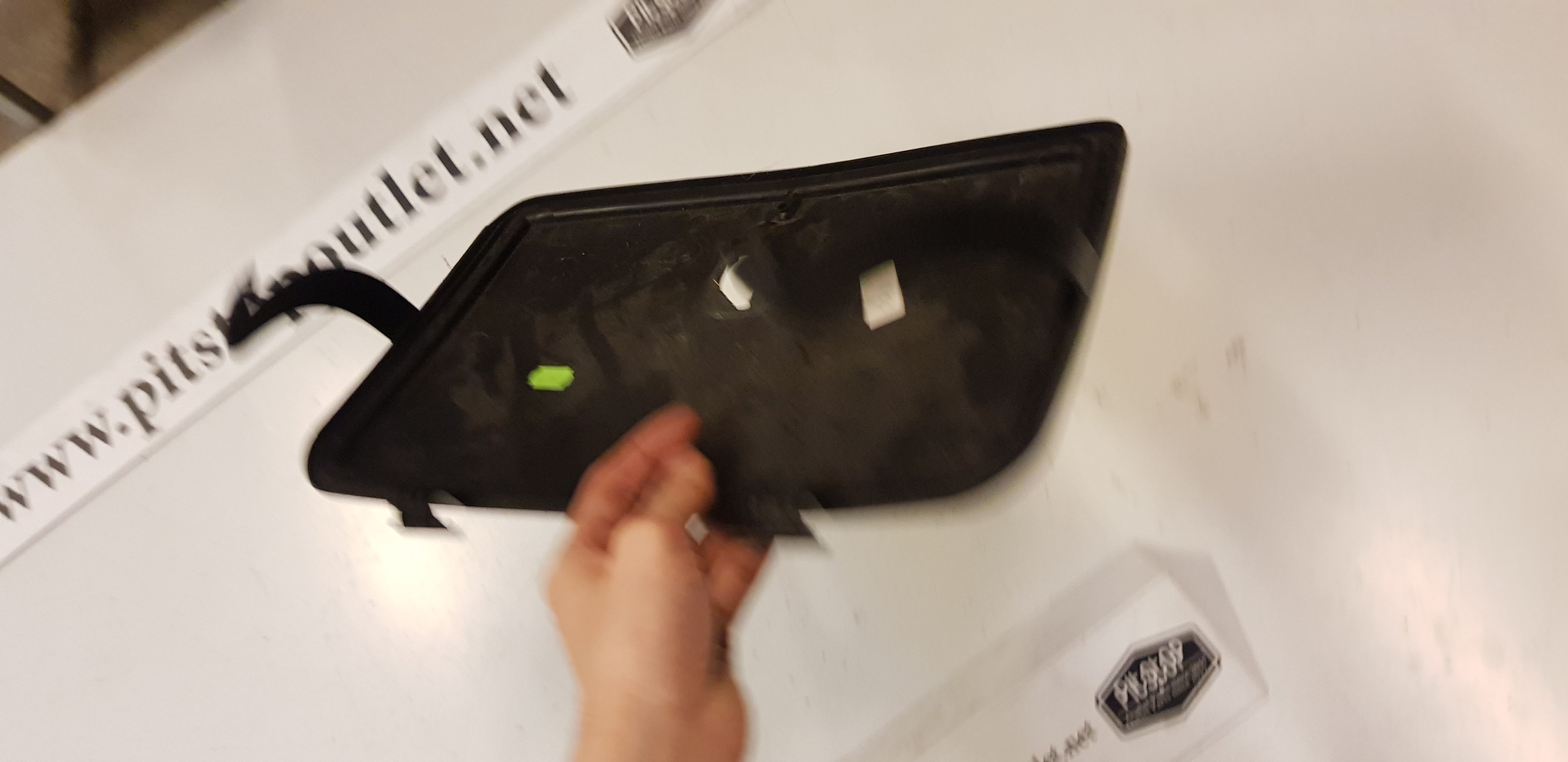 Beenschild Klep (Zwart)
