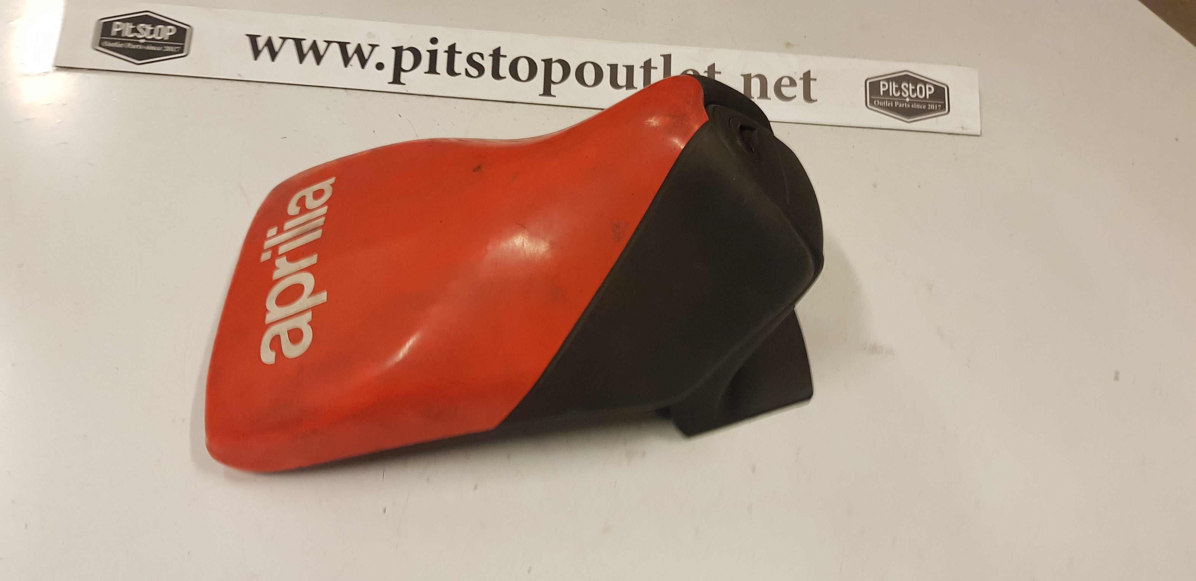 Zadel (Rood+Zwart)