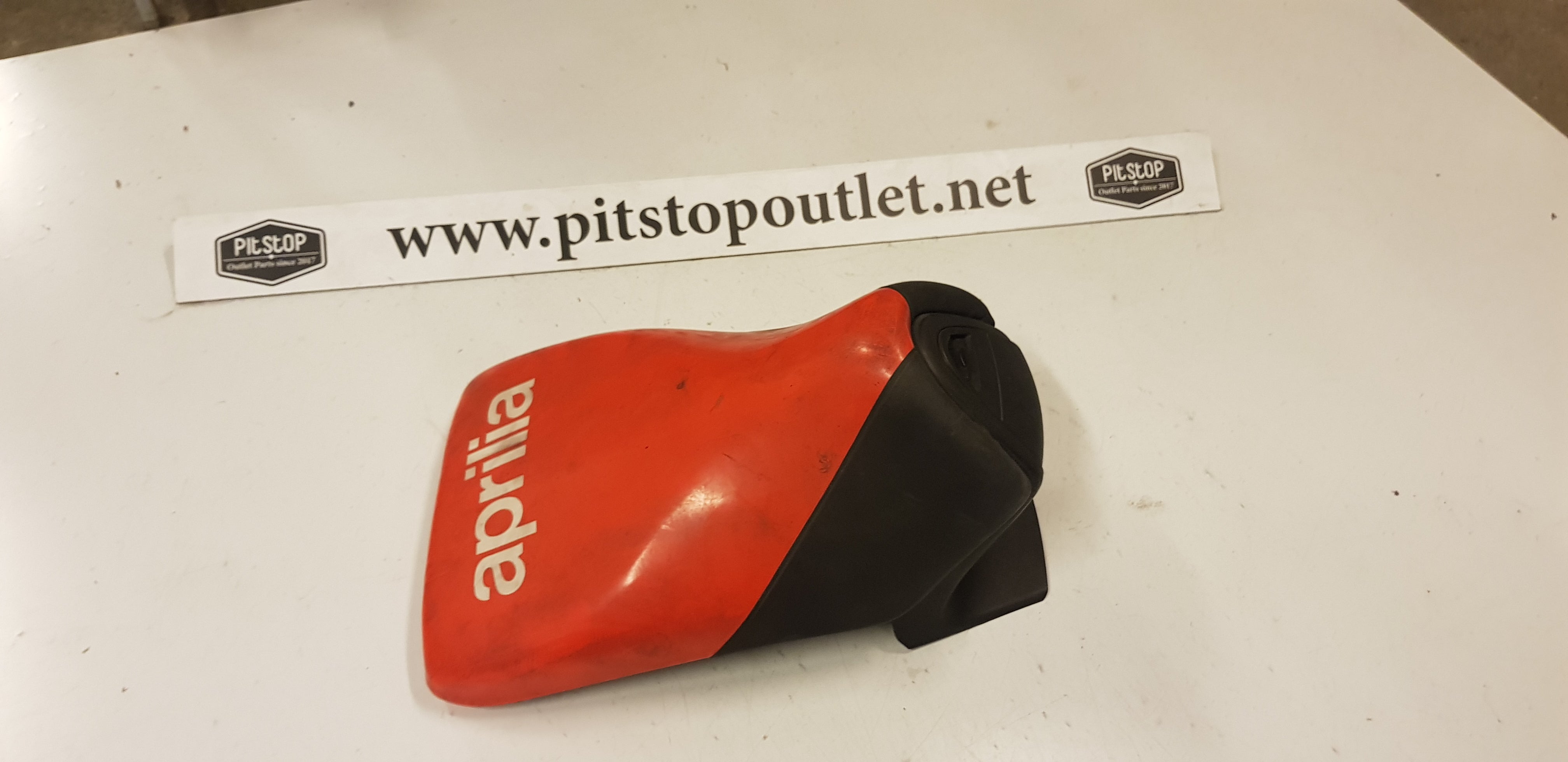 Zadel (Rood+Zwart)