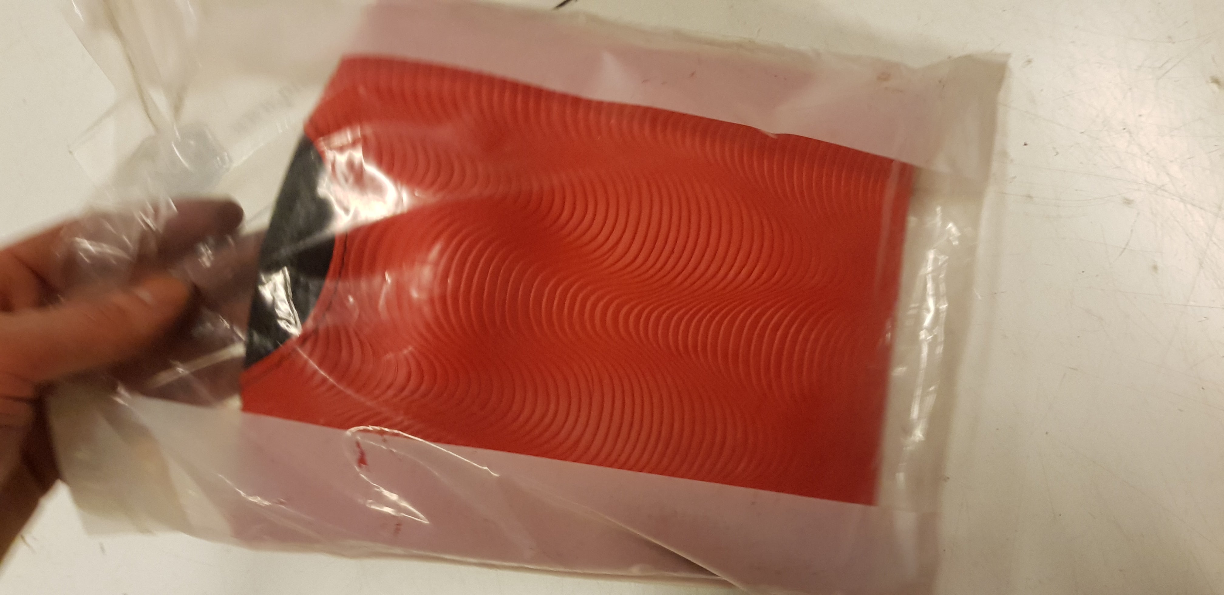 Zadel Cover (Rood+Zwart)
